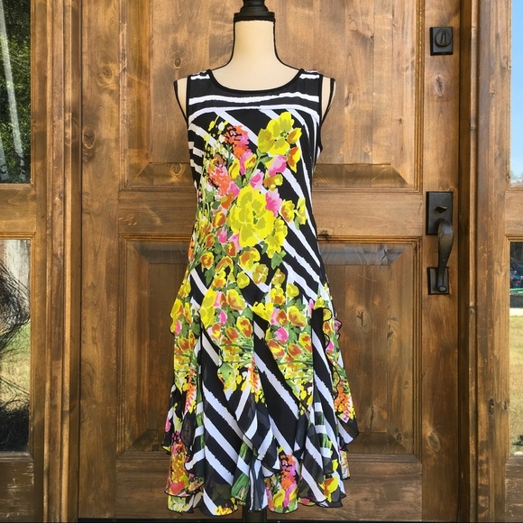Chiffon Spring/summer Dress size 6 Petite 🌼 - Picture 1 of 3